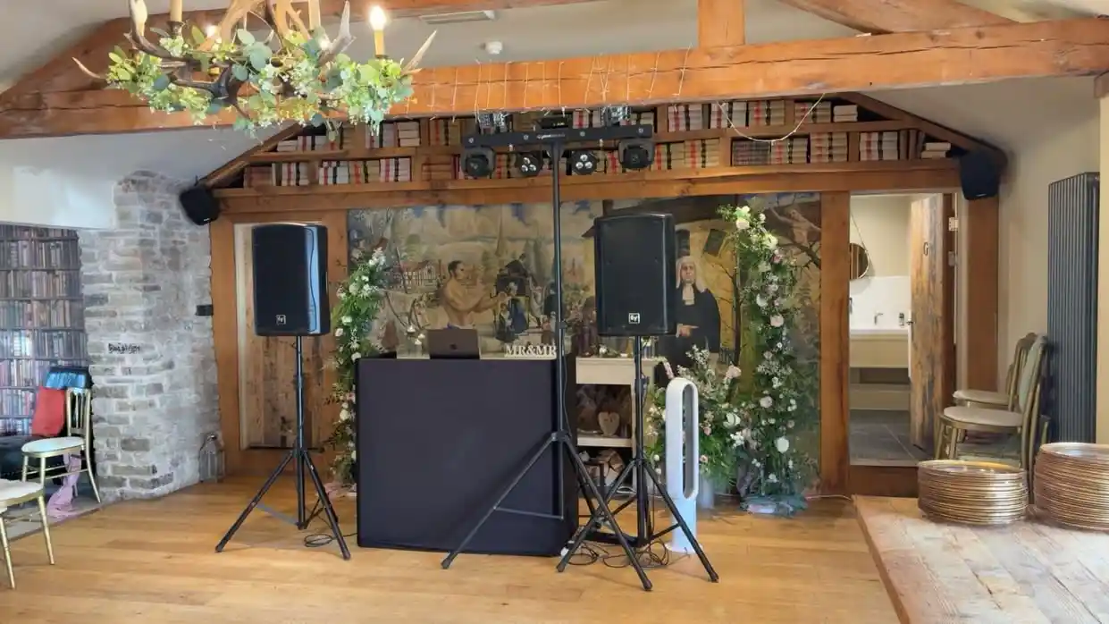 Wedding DJ Entertainment